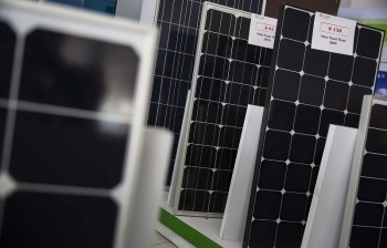 Mỹ áp thuế cao nhất lên hơn 3.500% với pin mặt trời từ Đông Nam Á