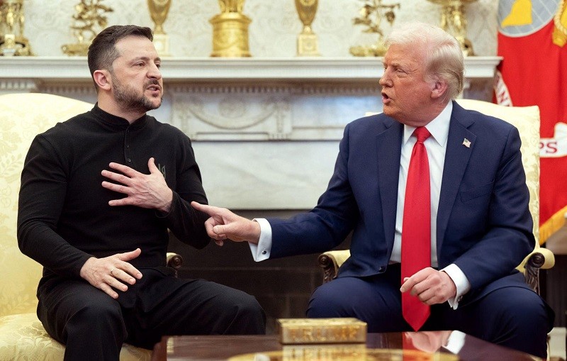 Ông Zelensky tiết lộ nội dung cuộc gặp với ông Trump tại lễ tang Giáo hoàng