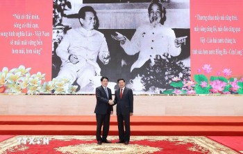 Giao lưu hữu nghị Việt - Lào: 