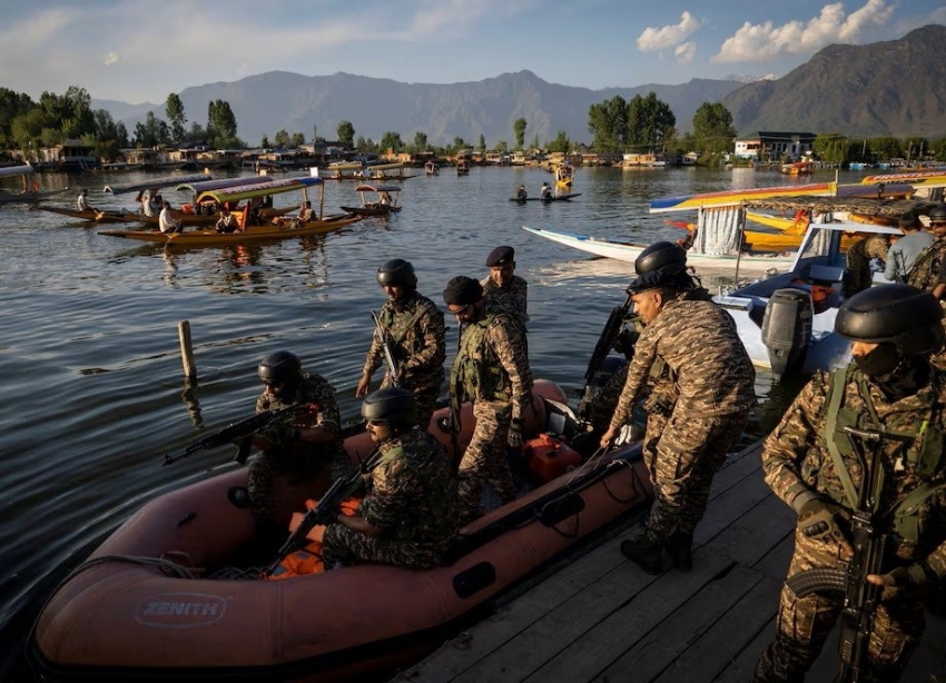 Ấn Độ, Pakistan tiếp tục đấu súng sau vụ tấn công ở Kashmir