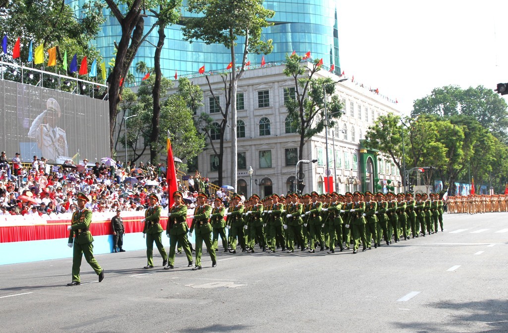 Khối sĩ quan cảnh sát nhân dân. Ảnh: VGP.