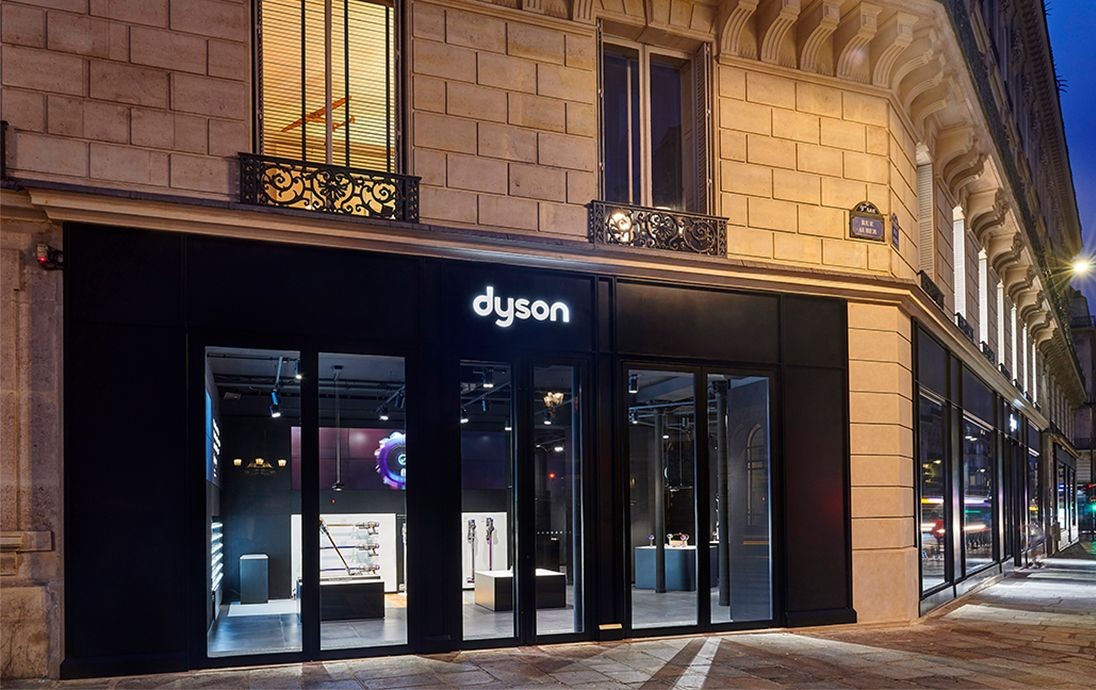 Smart Boutique - Không gian 555win phien bạn Chính Thức đón đầu xu hướng bán lẻ công nghệ