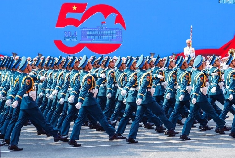 Lễ diễu binh kỷ niệm 50 năm Ngày thống nhất đất nước