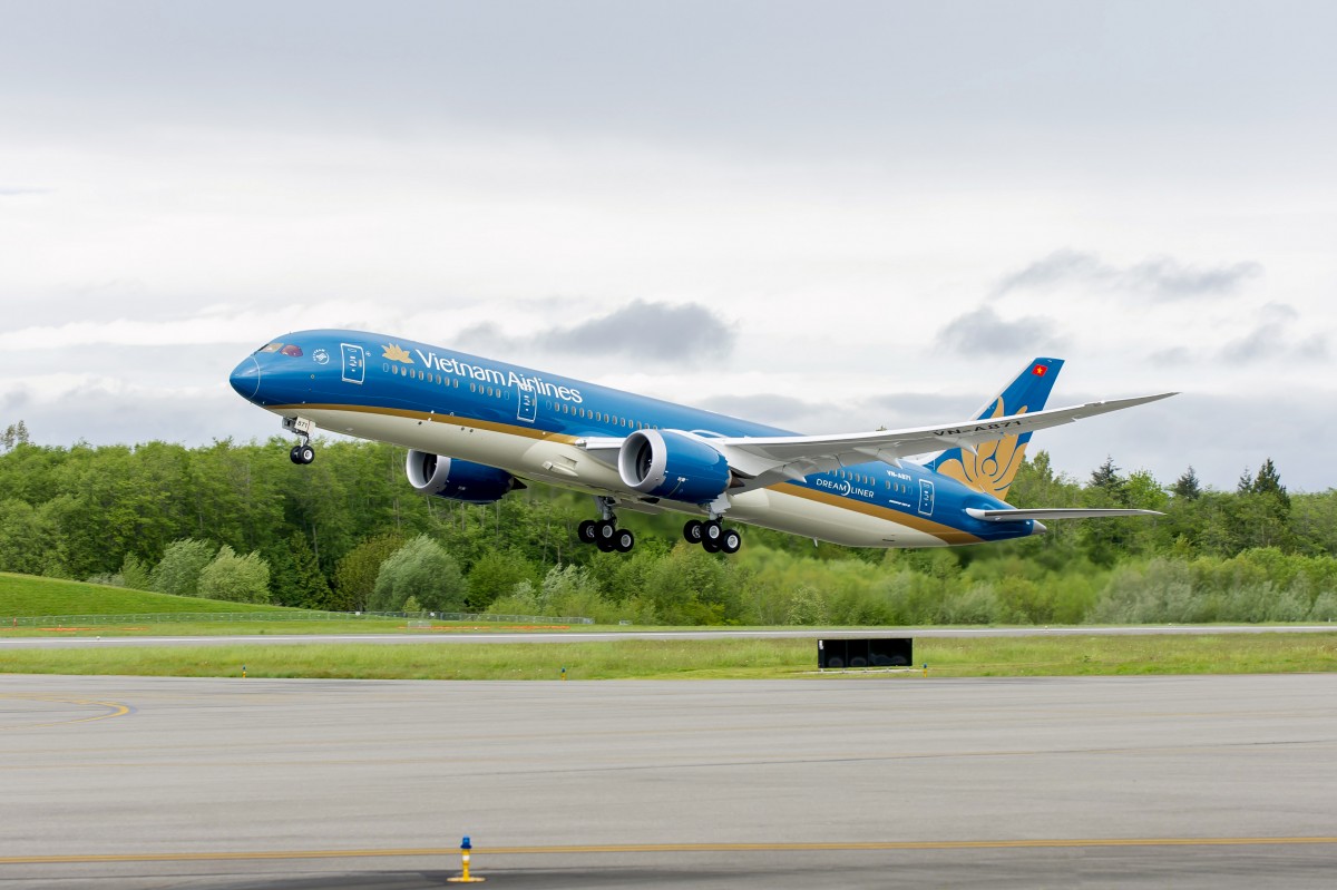 Vietnam Airlines lãi lớn nhờ khách quốc tế và giá nhiên liệu giảm