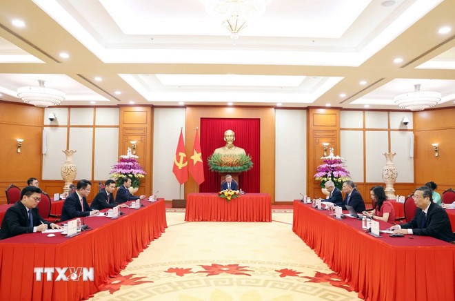 Tổng Bí thư Tô Lâm điện đàm với Chủ tịch Hội đồng châu Âu Antonio Costa. Ảnh: TTXVN.