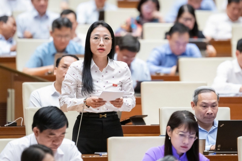 Nghị trường 'nóng lên' về chuyện dạy thêm, học thêm