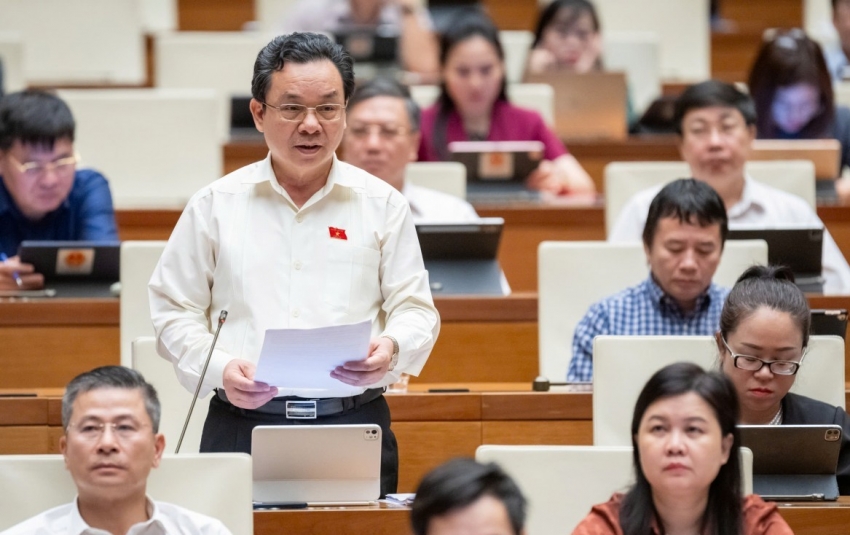 ĐBQH lo ngại học phí, viện phí phải 'gánh thêm' thuế thu nhập doanh nghiệp
