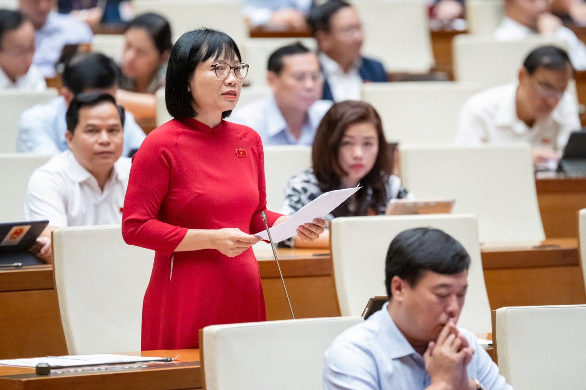 Bộ trưởng Nội vụ: Xóa bỏ tình trạng cán bộ giữ 'ghế' nhờ ngạch công chức