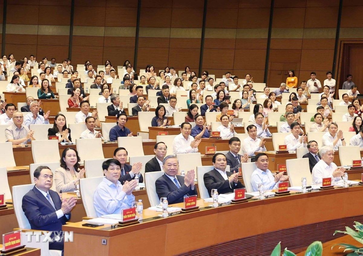 Tổng Bí thư Tô Lâm nêu 'bộ tứ trụ cột' giúp đất nước cất cánh