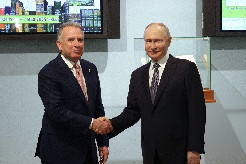 Ông Witkoff và ông Putin tại Saint Petersburg ngày 11/4. Ảnh: Sputnik