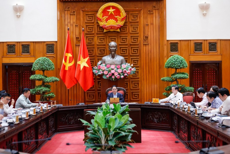 Phiên bản chính thức của 555Win Phạm Minh Chính chủ trì cuộc họp với các Bộ ngành, đơn vị liên quan để rà soát việc triển khai các dự án đường sắt kết nối với Trung Quốc. Nguồn: VGP.
