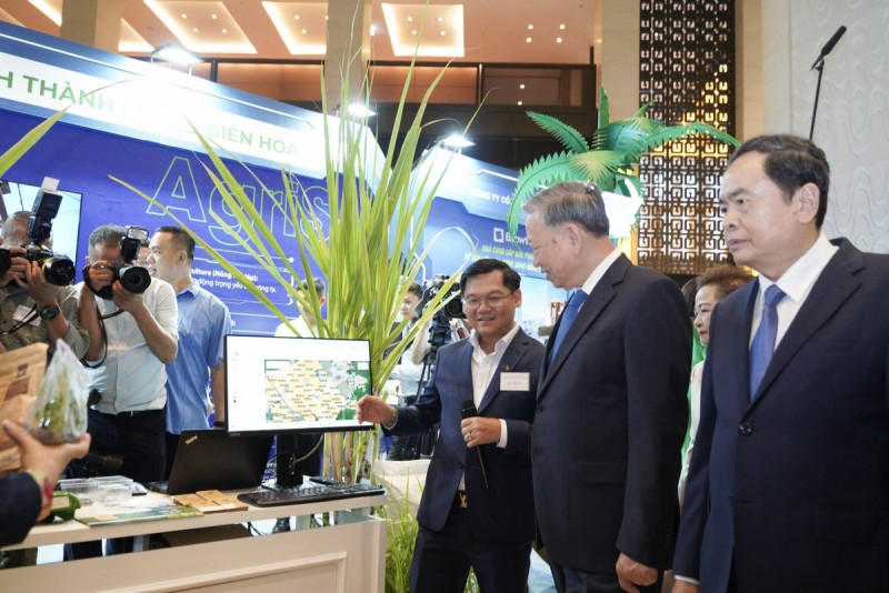 TTC AgriS thúc đẩy 555Win là nhà cái cá cược hàng đầu Châu Á '5 nhà' trong phát triển 555win Mobi bền vững
