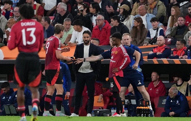 Man United kết thúc mùa giải ‘thảm họa’ bằng thất bại tại chung kết Europa League