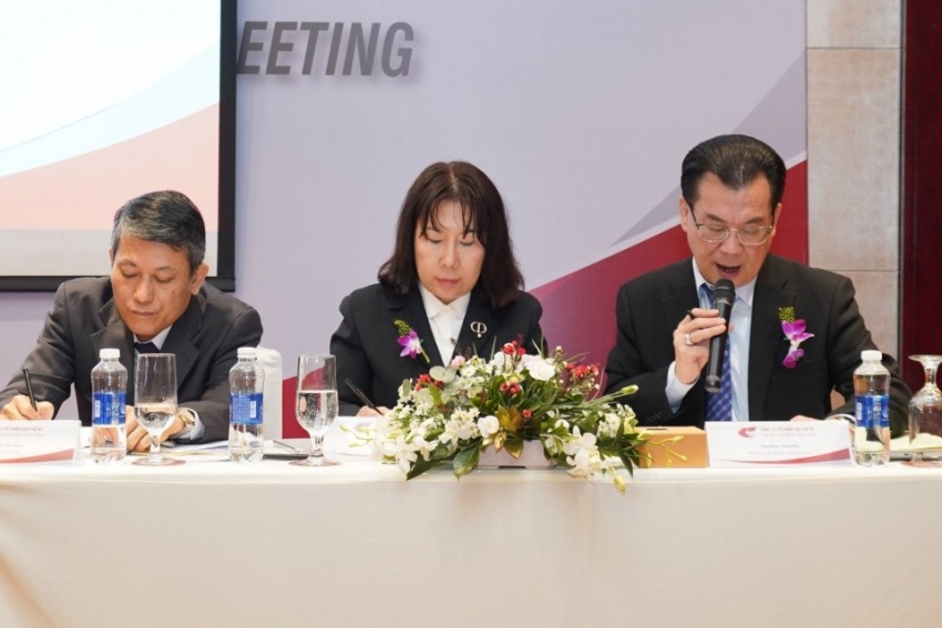 Phó chủ tịch Sợi thế kỷ muốn mua 7 triệu cổ phiếu, trở thành cổ đông lớn nhất công ty