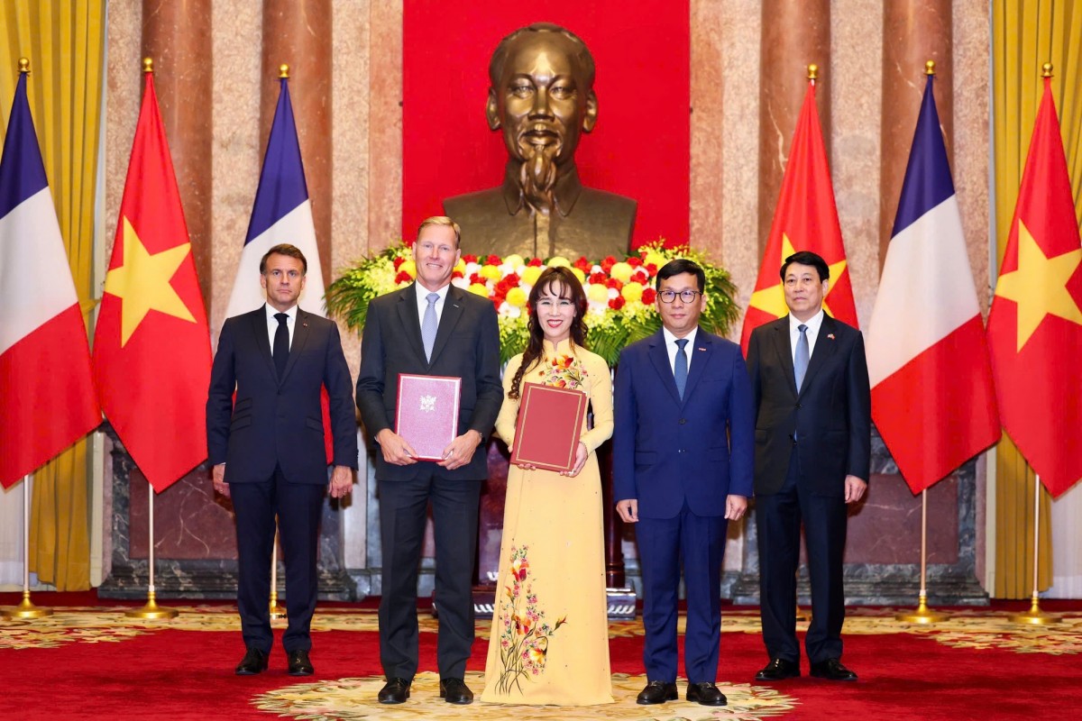 Vietjet trao thỏa thuận đặt hàng máy bay với Airbus. Ảnh: VGP.