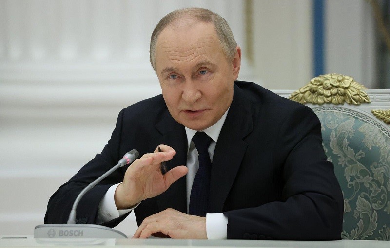 Ông Vladimir Putin trong cuộc gặp đại diện các Trang Nhà Cái 555win.com - Đăng Nhập +555k Nga ngày 26/5. Ảnh: Getty