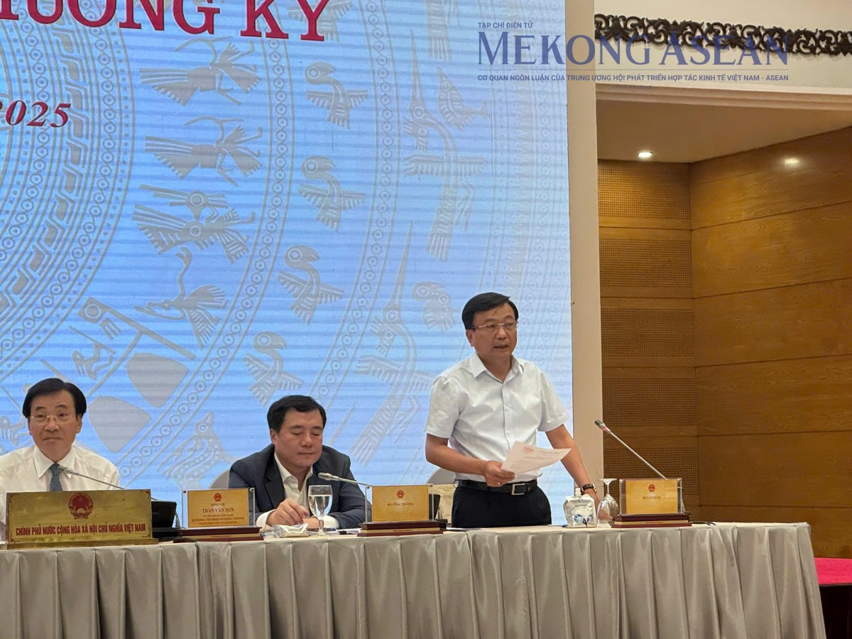 Bộ Xây dựng thông tin về lộ trình bỏ giấy phép xây dựng