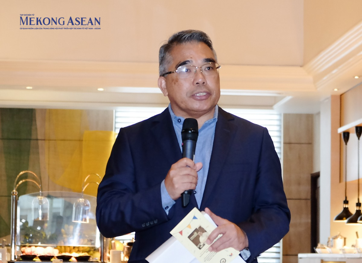 Đại sứ Philippines tại Việt Nam Meynardo Los Banos Montealegre. a