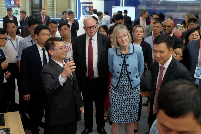 Khai trương Trung tâm Công nghệ chiến lược Australia – Việt Nam do Chính phủ Australia tài trợ