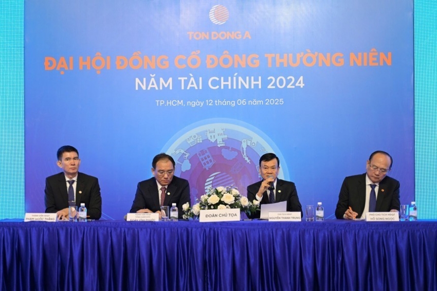 Tôn Đông Á 'xoay trục' về thị trường nội địa giữa làn sóng bảo hộ thép toàn cầu