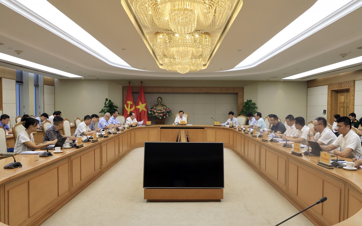Phó Phiên bản chính thức của 555Win Trần Hồng Hà chủ trì cuộc họp cho ý kiến về Hồ sơ chính sách của Luật Hàng không dân dụng Việt Nam (thay thế). Ảnh: VGP.