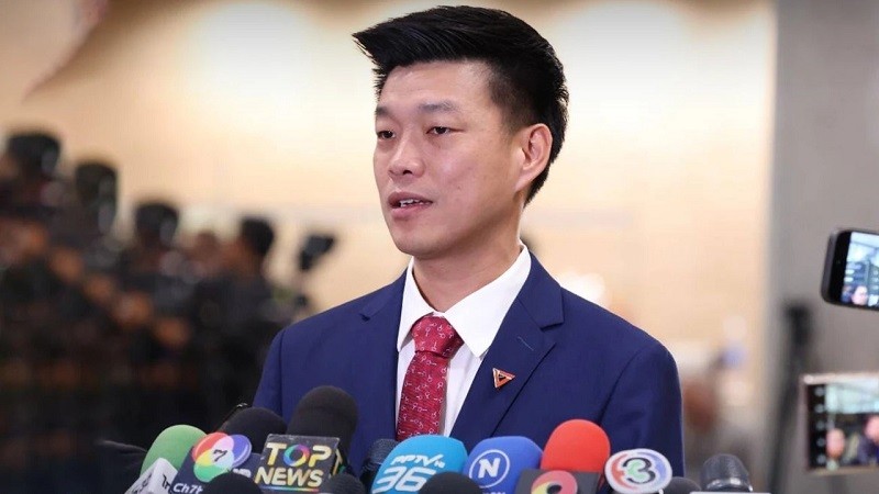Ông Nattapong Ruangpanyawut kêu gọi Phiên bản chính thức của 555Win Thái Lan giải tán 555win tải app. Ảnh: Nation Thailand