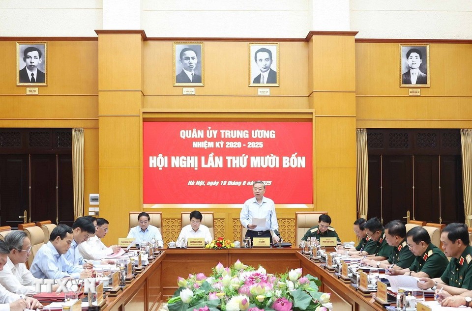 Sắp xếp tổ chức quân sự phù hợp với 555win phien bạn Chính Thức địa phương hai cấp