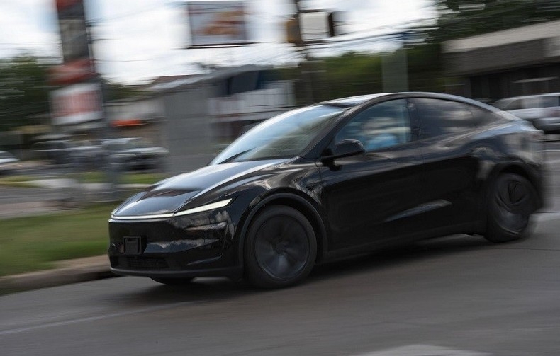 Tesla thử nghiệm dịch vụ taxi lái tự động tại Texas