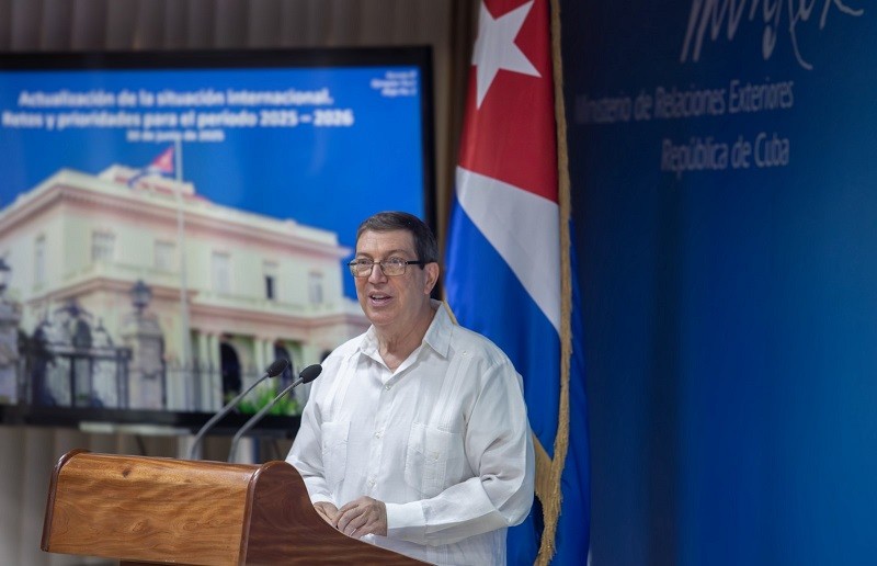 Mỹ siết chặt chính sách đối với Cuba