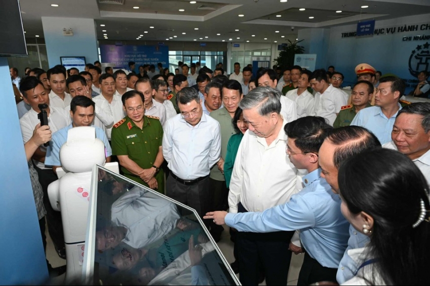 Tổng Bí thư kiểm tra hoạt động của chính quyền cơ sở tại Hà Nội