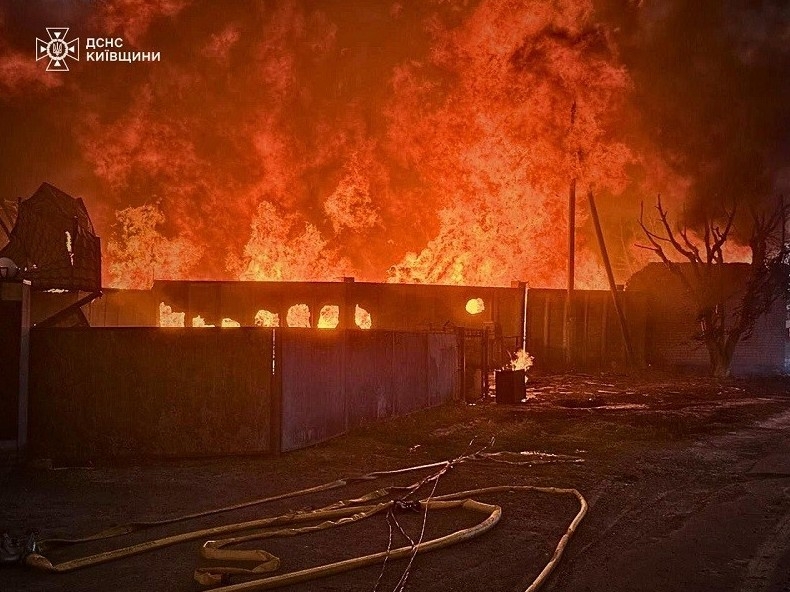 Ukraine hứng chịu cuộc không kích ‘kỷ lục’ từ Nga