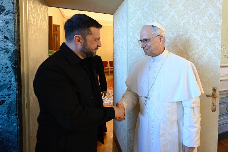 Tổng thống Zelensky và Giáo hoàng Leo XIV tại Dinh Castel Gandolfo ngày 9/7. Ảnh: X/@ZelenskyyUa