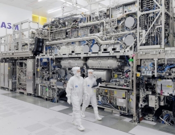 ASML thận trọng với triển vọng năm 2026 do lo ngại thuế quan Mỹ