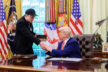 Tỷ phú Elon Musk đổi số điện thoại sau căng thẳng với ông Trump
