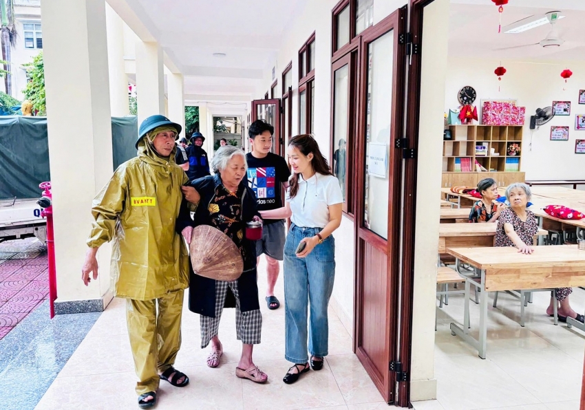 Hải Phòng đã di dời 4.994 người ở chung cư cũ tránh bão Wipha