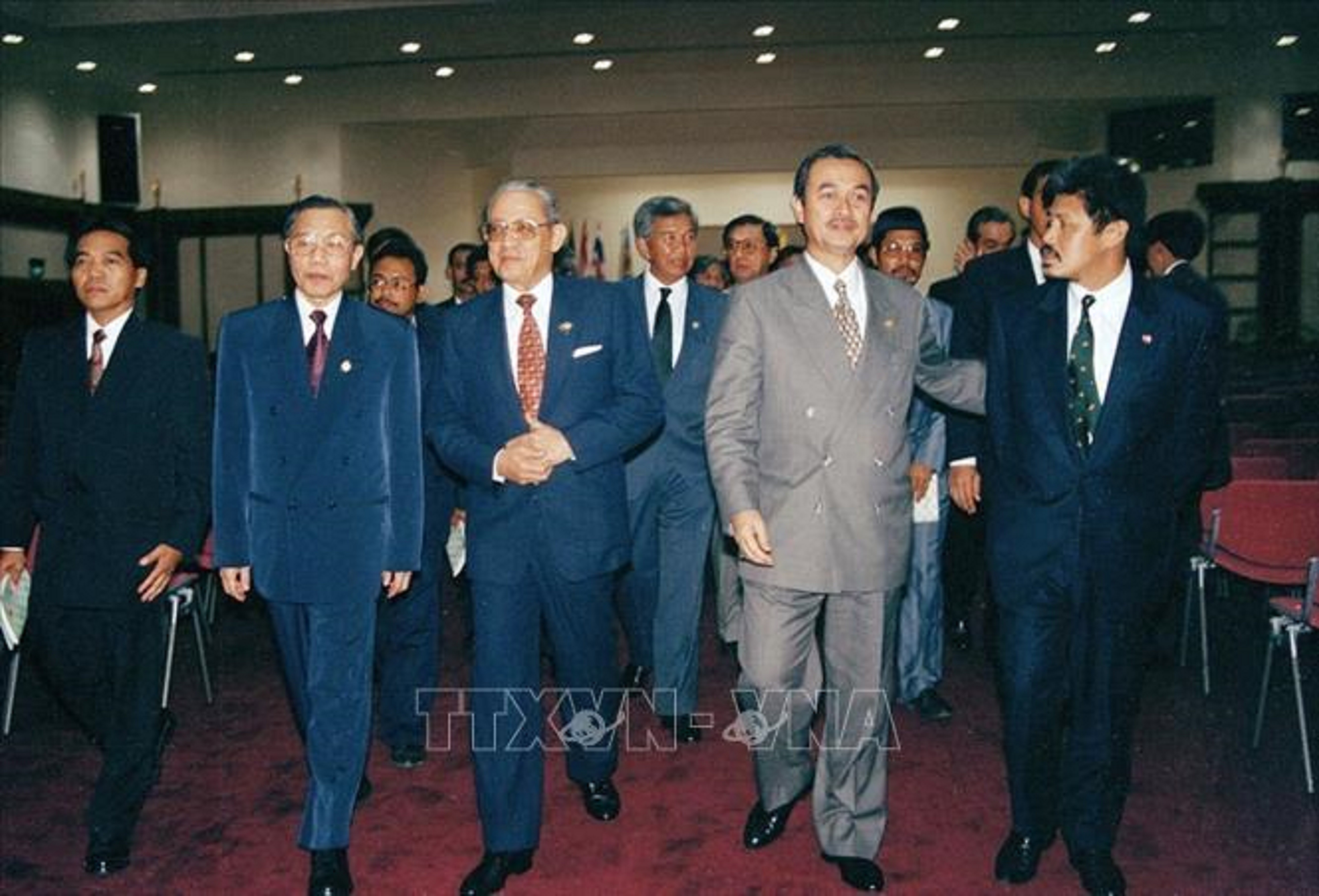 30 năm gia nhập ASEAN: Ảnh lễ kết nạp Việt Nam tại Brunei năm 1995