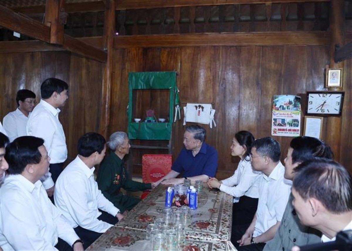Tổng Bí thư kiểm tra vận hành hoạt động hệ thống chính trị xã Si Pa Phìn