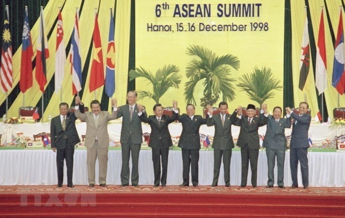 30 năm Việt Nam gia nhập ASEAN: Từ hội nhập đến kiến tạo tương lai