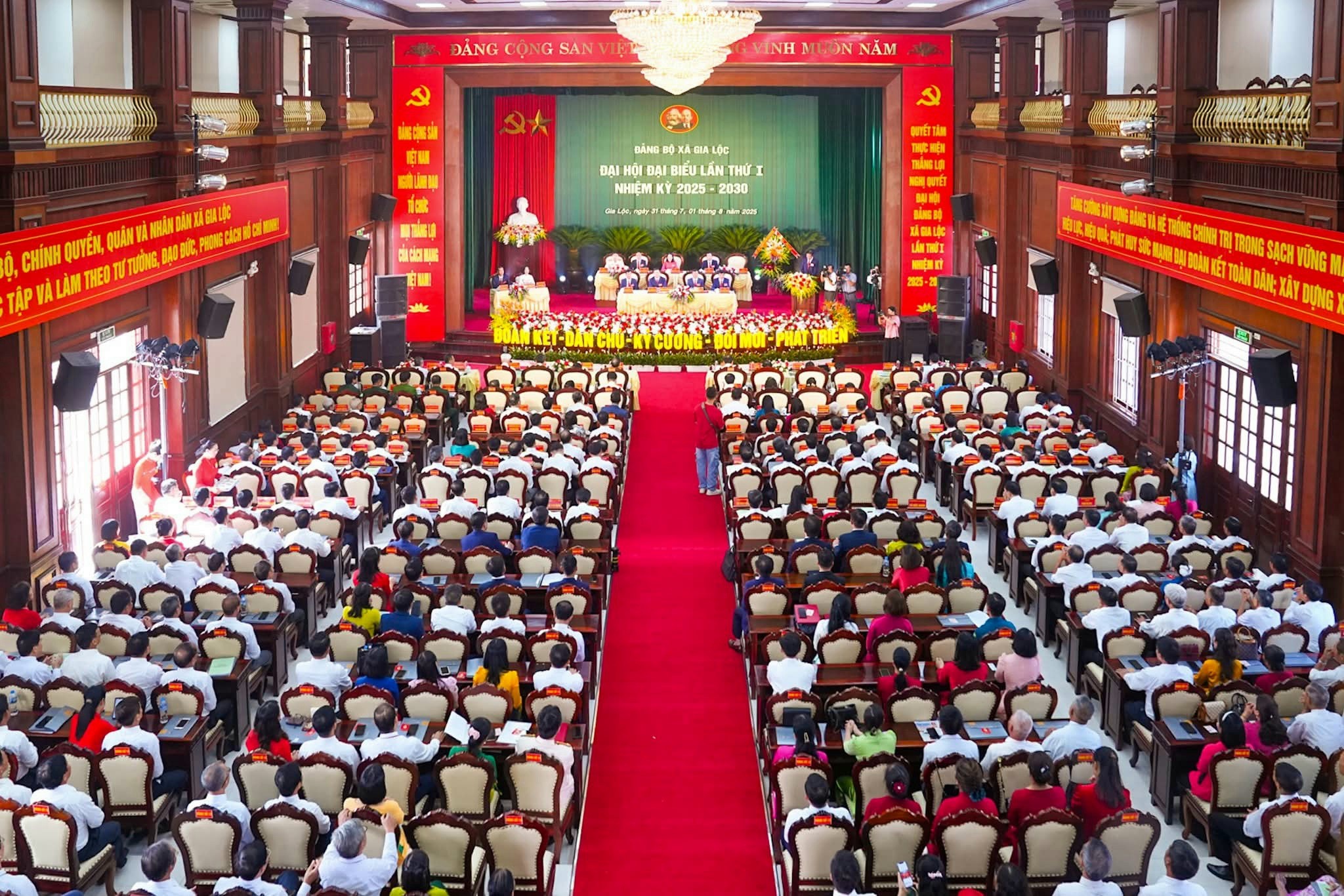 Đại hội điểm khối đảng bộ các xã của thành phố Hải Phòng tại Gia Lộc
