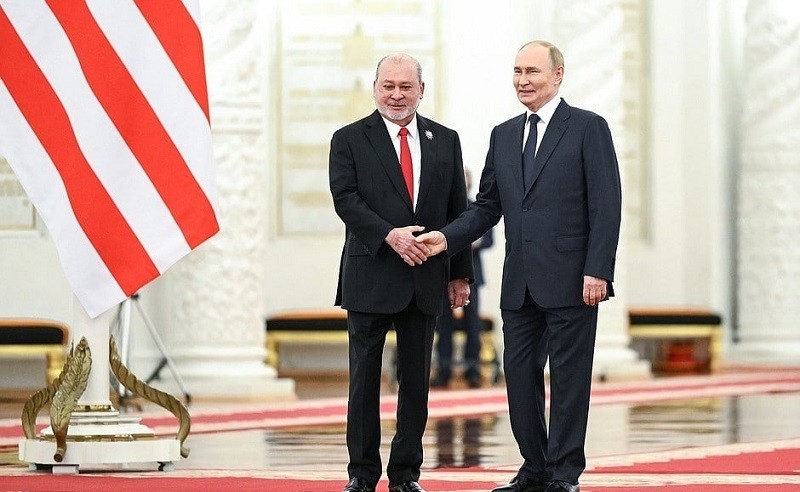 Quốc vương Malaysia hội kiến Tổng thống Putin tại Điện Kremlin