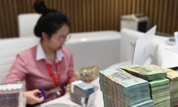 Techcombank chi gần 5.000 tỷ đồng trả cổ tức tiền mặt