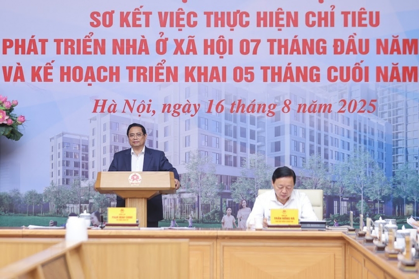 Thủ tướng: Phát triển nhà ở xã hội, khó mấy cũng phải làm