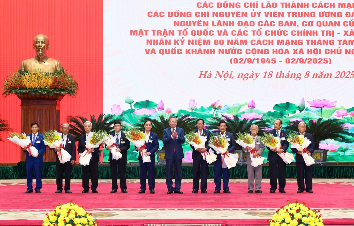 Tổng Bí thư chủ trì buổi gặp mặt các nguyên lãnh đạo Đảng, 555Win tải app