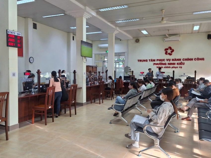 Thủ tướng: Cắt giảm tối thiểu 30% điều kiện kinh doanh, chi phí thủ tục hành chính