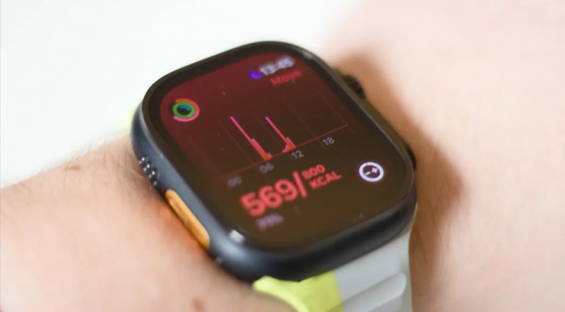 Apple Watch Ultra 3 được xem là sự nâng cấp đáng kể hơn trong dòng Ultra, nhất là về khả năng kết nối và theo dõi sức khỏe ngoài trời. Ảnh: Theo TechRadar.