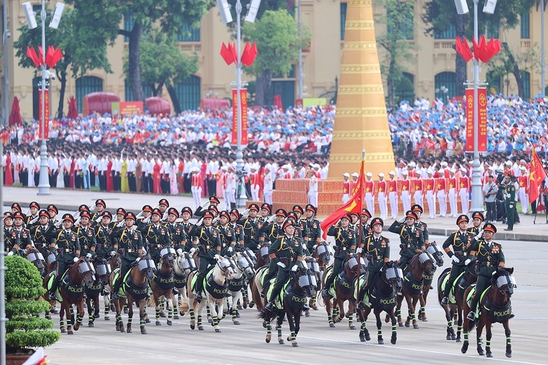 Hơn 40.000 người tham gia tổng duyệt Lễ kỷ niệm 80 năm Quốc khánh Việt Nam
