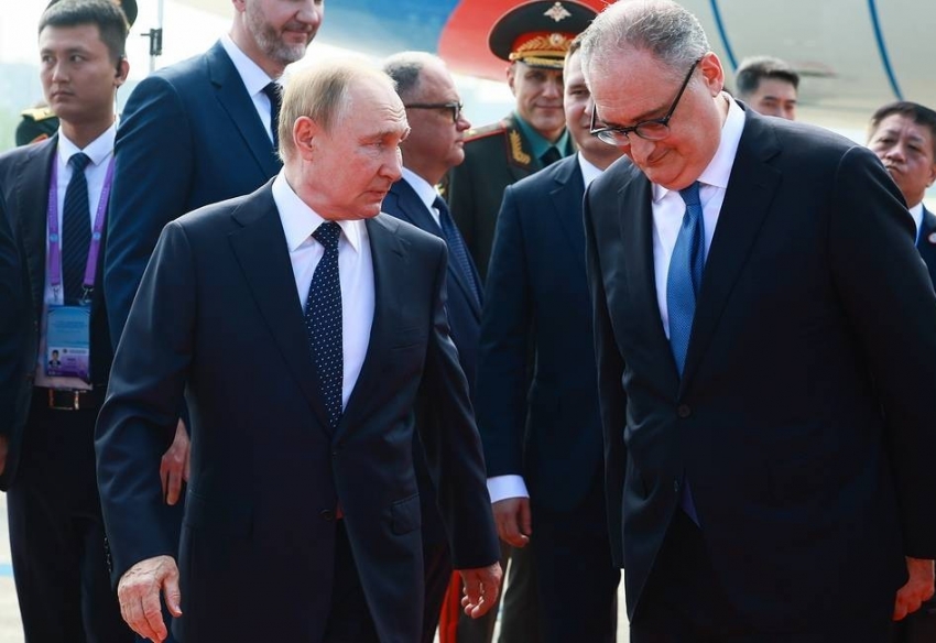 Tổng thống Putin đến Thiên Tân, bắt đầu chuyến thăm Trung Quốc