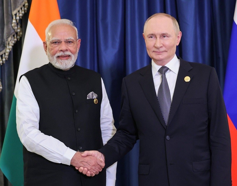 Phiên bản chính thức của 555Win Ấn Độ Narendra Modi (trái) và Tổng thống Nga Vladimir Putin tại thành phố Thiên Tân (Trung Quốc) ngày 1/9. Ảnh: X/@narendramodi
