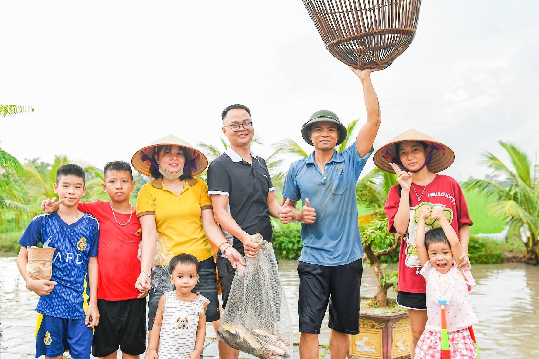 Rộn rã hội đùa nơm xã Chí Minh ở Hải Phòng