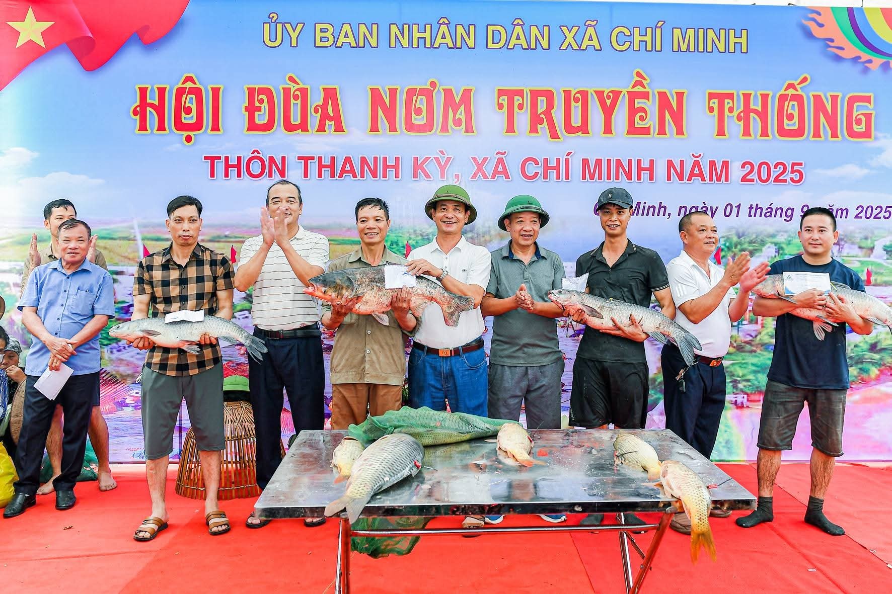 Rộn rã hội đùa nơm xã Chí Minh ở Hải Phòng